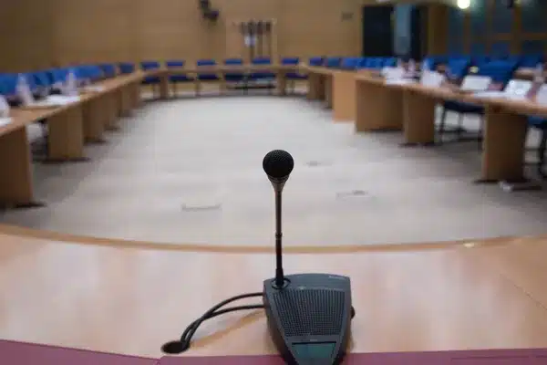 Une fois n’est pas coutume … Le refus d’Alexis Kohler de témoigner devant la commission d’enquête du Sénat